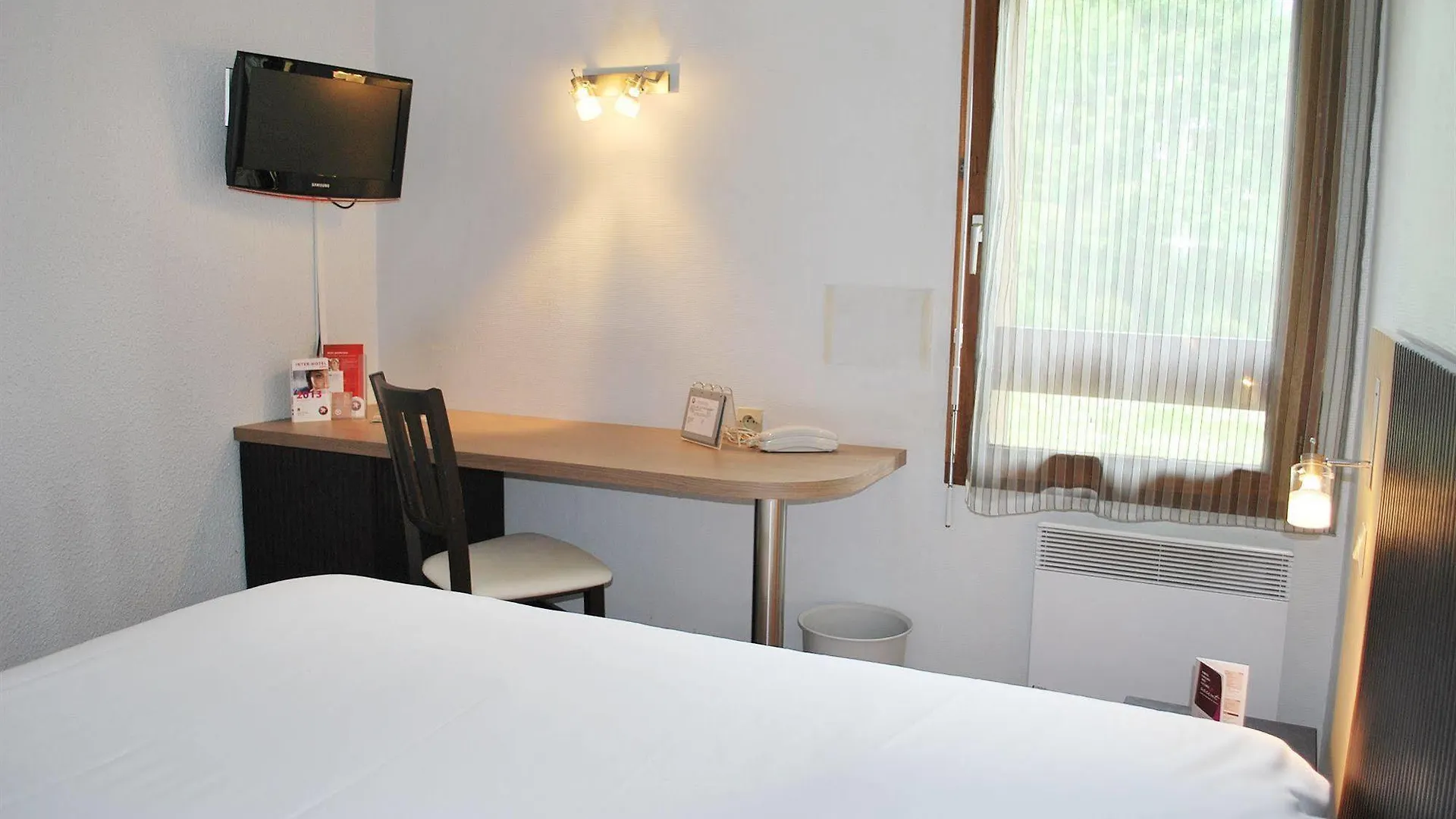 Hotel Bagatelle Paris Nord Roissy Cdg Goussainville  3*, Goussainville (Val-d'Oise)