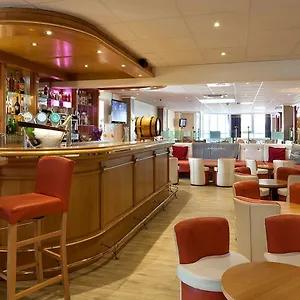 Comfort Cdg Airport Hotel
