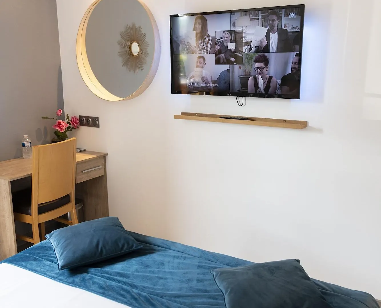 ***  Hotel Bagatelle Paris Nord Roissy Cdg Goussainville  Fransa